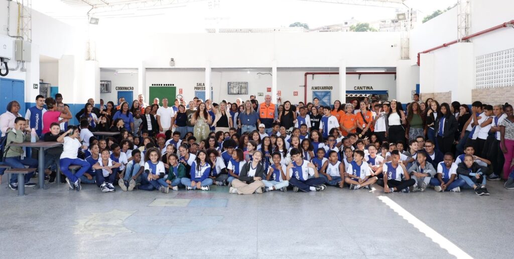Defesa Civil de Belford Roxo leva técnicas de prevenção e alerta para alunos da rede municipal de ensino