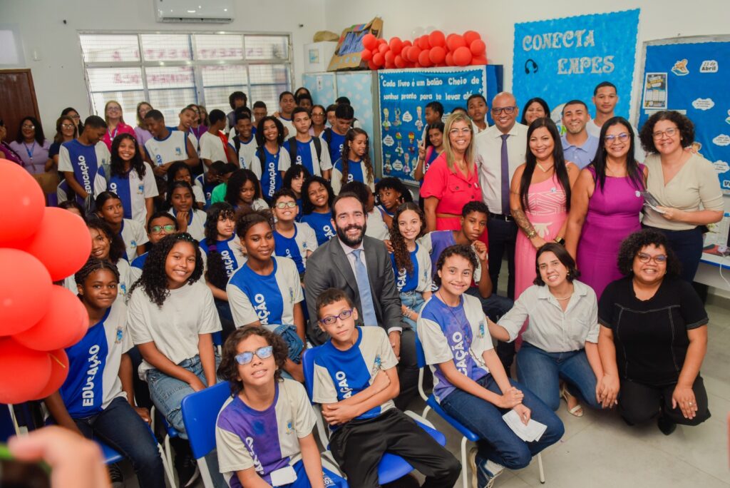 Escola Municipal Edson Santos recebe nova edição do Programa Rio Lilás do Tribunal de Justiça do RJ em Belford Roxo