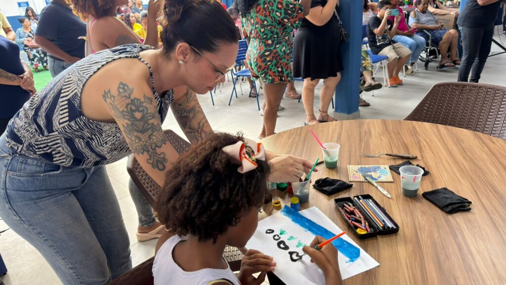 Casa da Cultura homenageia mães de alunos e agentes culturais