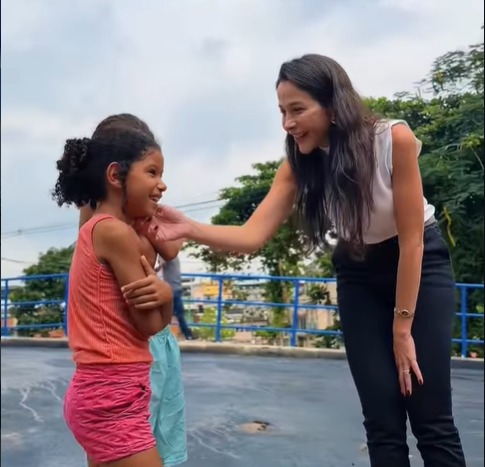 Prefeita Mariana Canella participa de ‘Futebol do Trabalhador’ no Campo Vicentão e visita outros bairros no Dia do Trabalhador