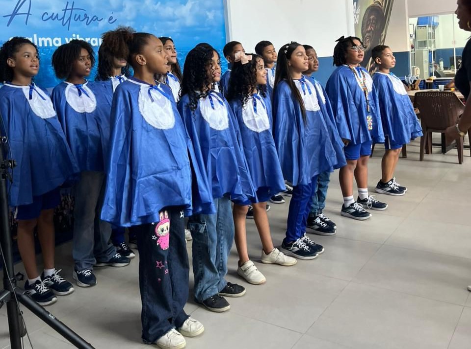 Casa da Cultura homenageia mães de alunos e agentes culturais