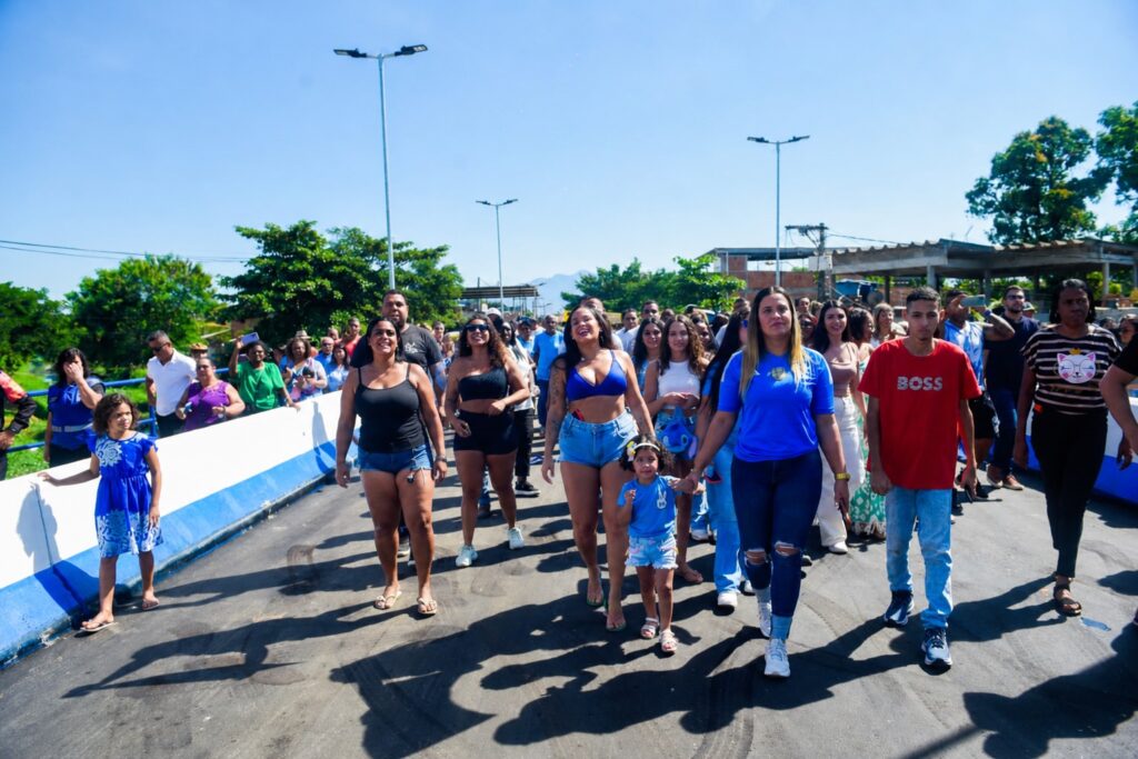 Prefeita Mariana Canella inaugura ponte que liga a Rua Impala ao Jardim Brasil no Lote XV