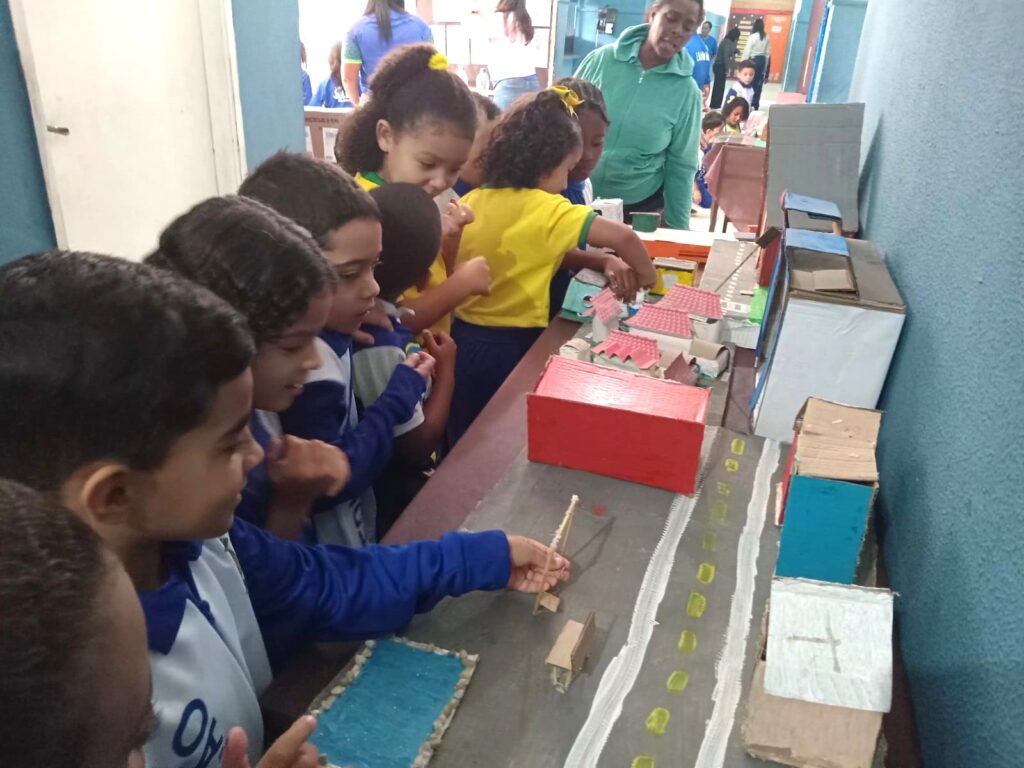Escola José Pinto Teixeira encerra projeto de leitura com dois clássicos