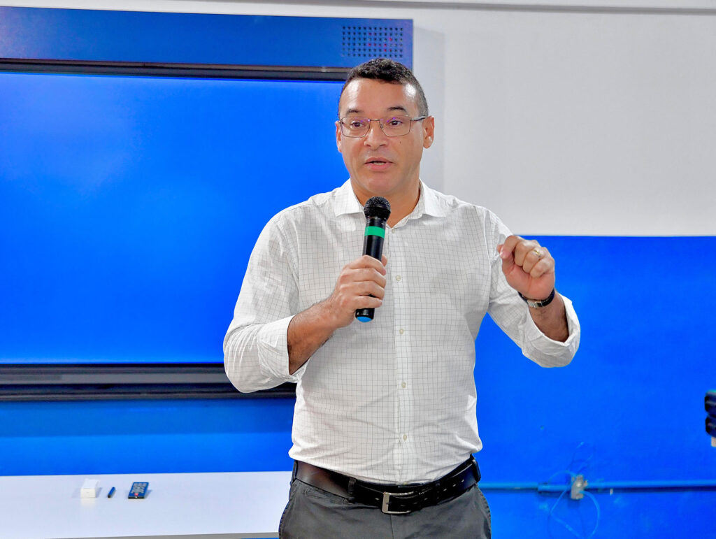 Capacitação debate prevenção ao assédio moral e sexual no ambiente de trabalho em Belford Roxo