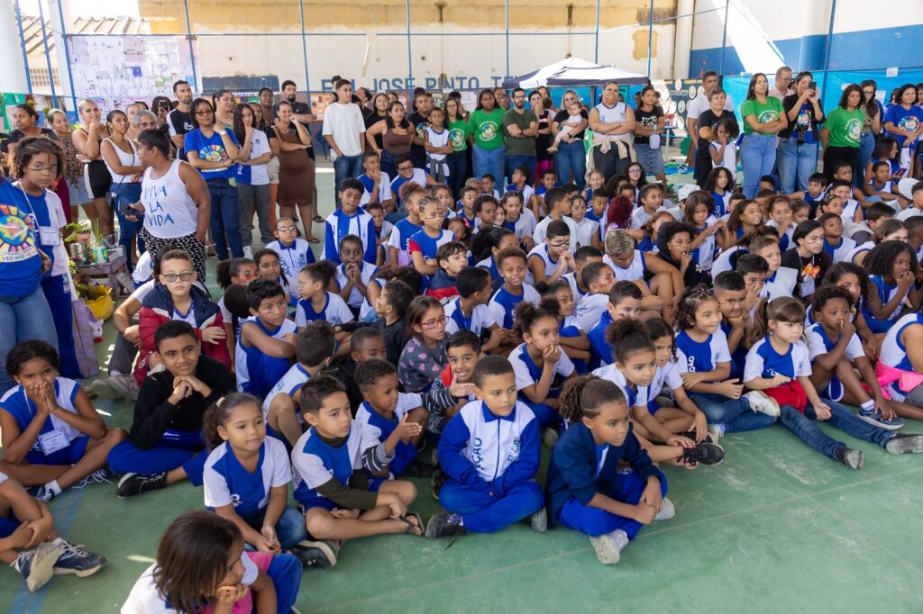 Feira de Ciências da Escola Municipal José Pinto Teixeira mostra diversas ações favor do meio ambiente