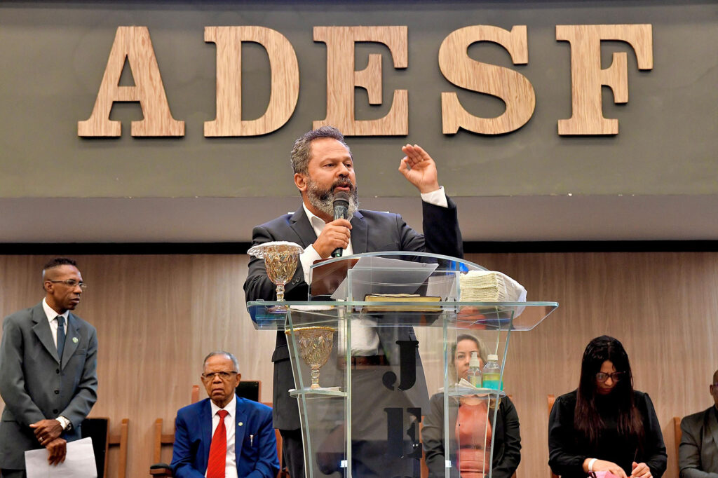 Funbel realiza Homenagem do Dia Pastor com celebração e entrega de medalhas e diplomas