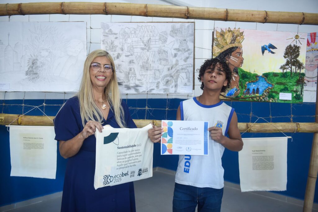 Prefeitura homenageia 10 estudantes que se destacaram no concurso ‘Um Futuro Ancestral’