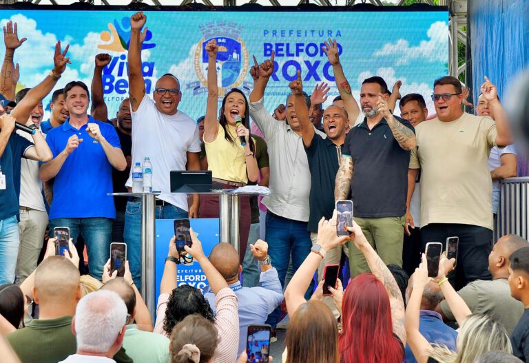 Prefeita de Belford Roxo inaugura praça do Malhapão com ação social integrada