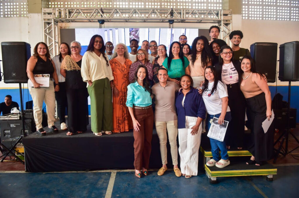 Secretaria de Assistência Social e Cidadania realiza formatura de 485 alunos dos Cursos de Qualificação Profissional dos CRAS