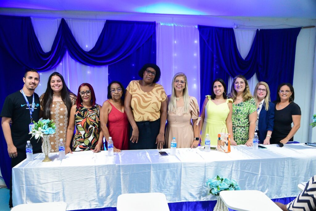 Secretaria Municipal de Educação realiza formatura da primeira turma do Programa Brasil Alfabetizado em Belford Roxo