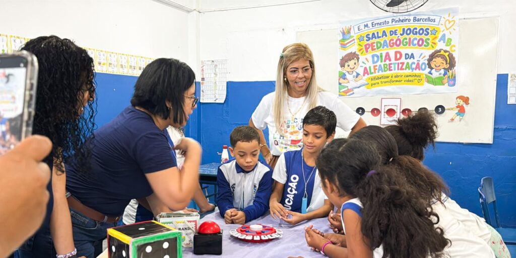 Secretaria de Educação promove ‘Dia D da Alfabetização’ nas unidades de ensino de Belford Roxo