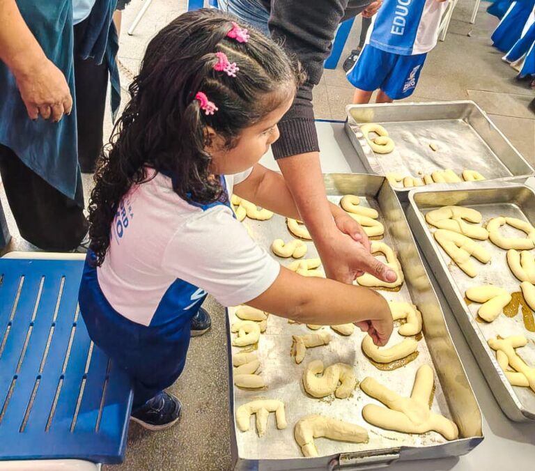 Crianças da Creche Municipal Bom Pastor têm sábado letivo recheado de atividades