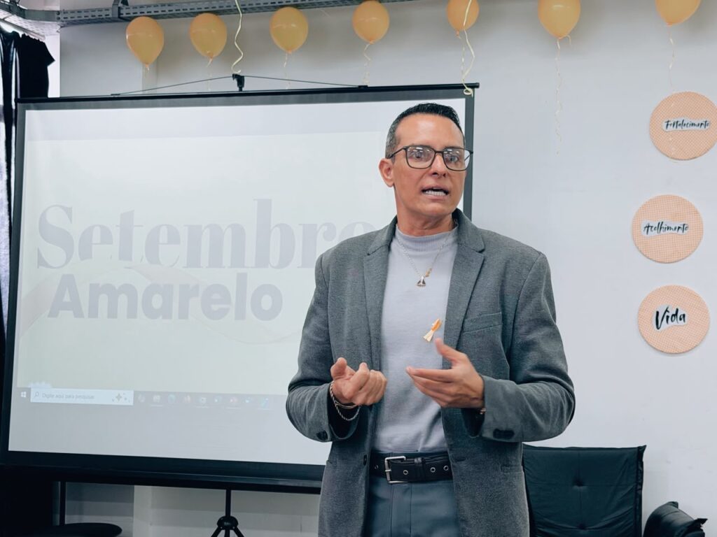 Funcionários da Secretaria de Assistência Social e Belford Roxo participam de palestra sobre prevenção ao suicídio