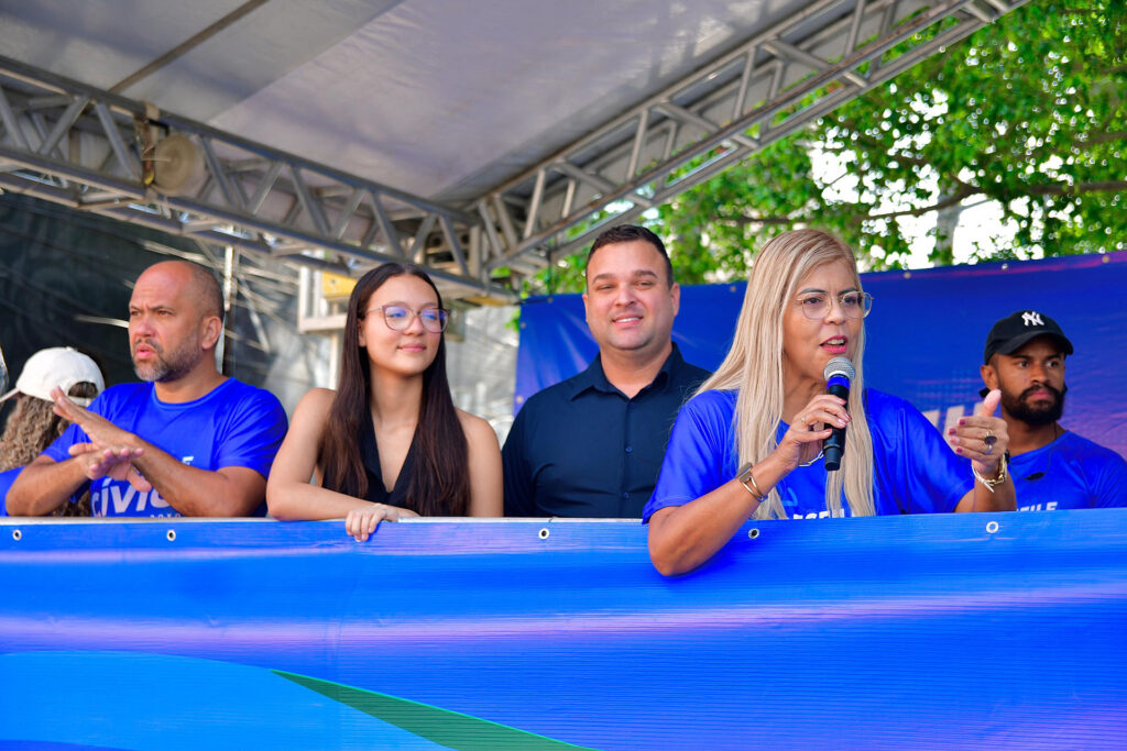 Desfile Cívico de Belford Roxo entra no quinto dia com desfile de 24 escolas na Estrada Manoel de Sá no Lote XV