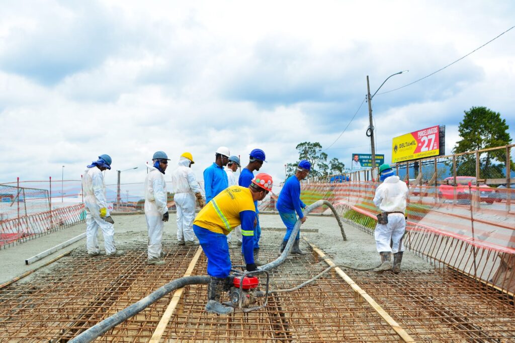 Obras de duplicação do Viaduto de Belford Roxo com Mesquita seguem a todo vapor com o início das ações de concretagem