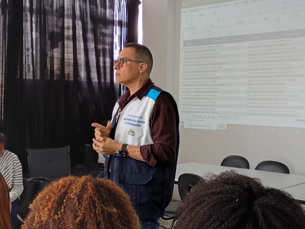 Secretaria de Assistência Social realiza encontro técnico para aprimorar atendimento das equipes do cadastro Único