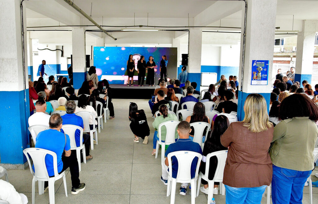 Secretaria de Assistência Social realiza formatura de 349 alunos dos Cursos de Geração de Renda e Inclusão Produtiva em Belford Roxo