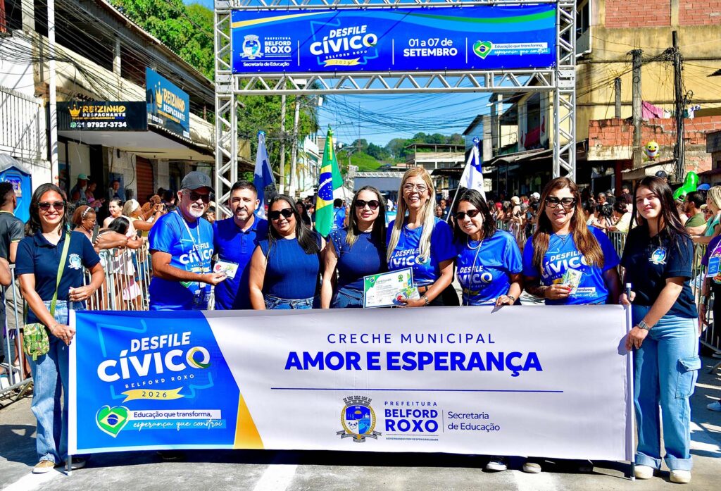Estrada Aníbal da Mota recebe terceiro dia do Desfile Cívico de Belford Roxo no Parque São José