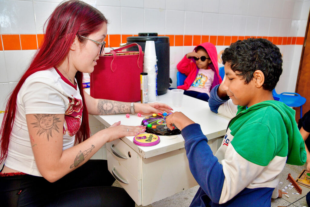 Centro de Reabilitação às Crianças Neuroatípicas promove “Jornada Multidisciplinar de Psicologia” para mães, pais e responsáveis