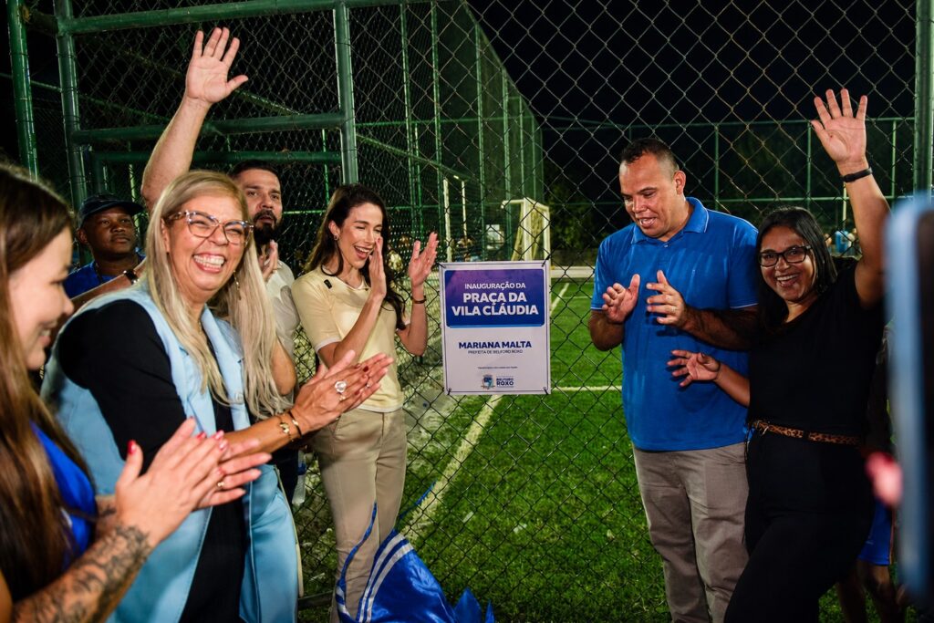 Prefeita Mariana Canella inaugura Creche Pequenos Heróis, campo, praça e a primeira etapa de pavimentação de ruas em Vila Cláudia