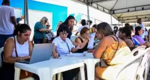Ação social em homenagem ao Dia das Mães levou serviços gratuitos e atrações culturais para Praça de Heliópolis
