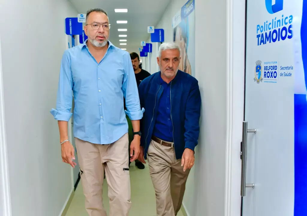Prefeito Márcio Canella visita Policlínica Tamoios e anuncia a chegada de mais médicos para a unidade