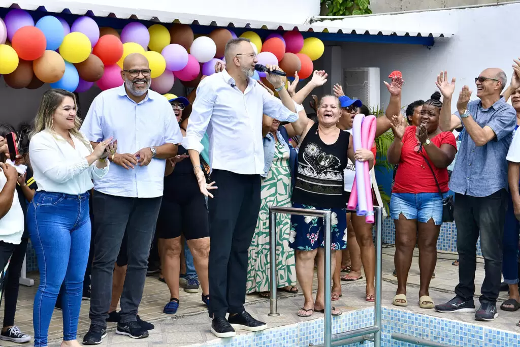 Prefeito Marcio Canella inaugura Policlínica Tamoios com capacidade para 500 atendimentos por dia